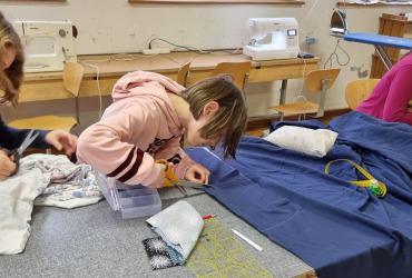 01-kindernhen-2021_51678268925_o