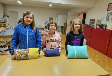 08-kindernhen-2021_51677635948_o